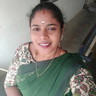 telugu aunty sexy|Auntie in Personals Kukatpally (Hyderabad)